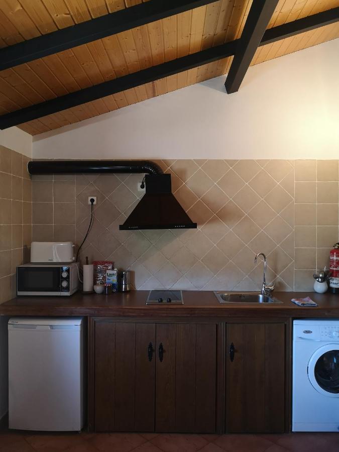 La Casa Blanca Del Alto Tajo Guest House Ablanque Екстериор снимка