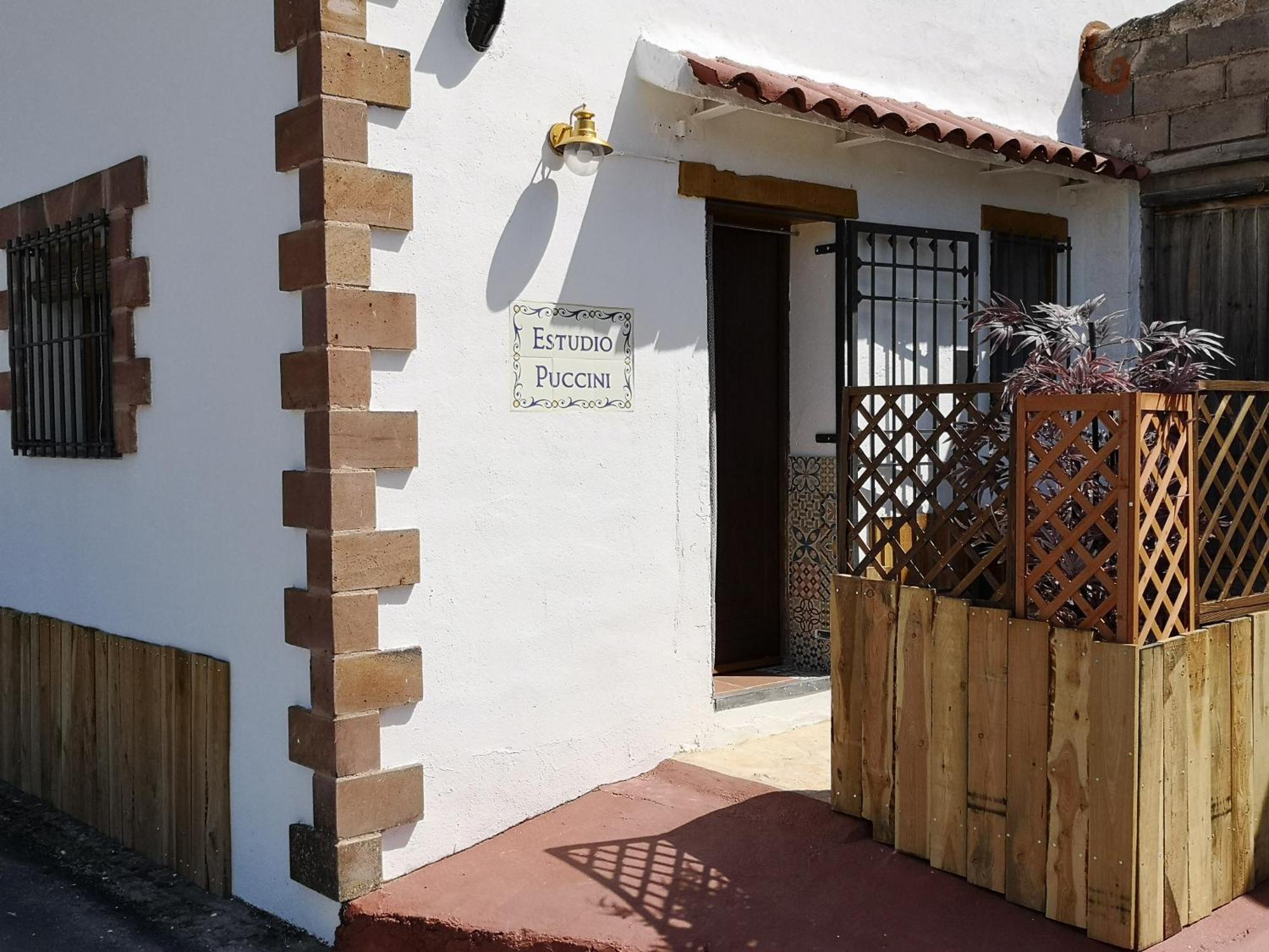 La Casa Blanca Del Alto Tajo Guest House Ablanque Екстериор снимка